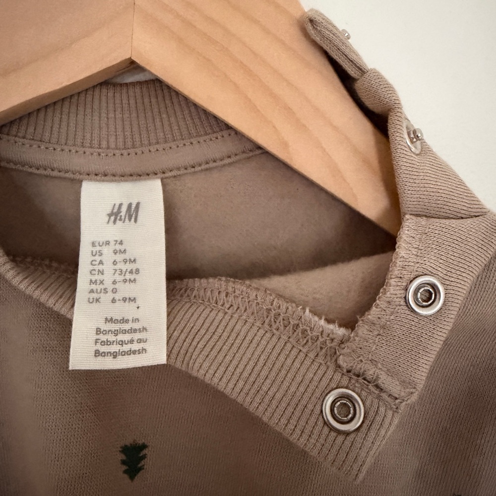 H&M Beige Trees Baby Toddler Sweatshirt - Picture 4 of 5